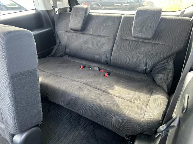 ステップワゴンスパーダ Ｚ　車検整備付き　８人乗り・ベンチシート　両側電動スライドドア　純正ＨＤＤインターナビＴＶ・Ｂモニター・ＤＶＤ再生・音楽録音　ＨＩＤライト＆フォグ　ビルトインＥＴＣ　スマートキー　純正１６インチアルミ（19枚目）