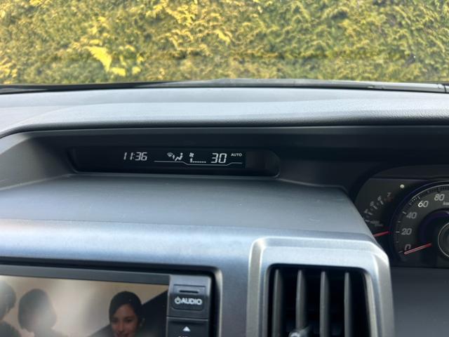 ステップワゴンスパーダ Ｚ　車検整備付き　８人乗り・ベンチシート　両側電動スライドドア　純正ＨＤＤインターナビＴＶ・Ｂモニター・ＤＶＤ再生・音楽録音　ＨＩＤライト＆フォグ　ビルトインＥＴＣ　スマートキー　純正１６インチアルミ（29枚目）