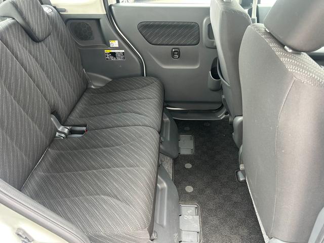 スペーシア Gリミテッド 車検整備付き デュアルセンサーブレーキサポート(衝突被害軽減・車線逸脱警報) SDナビTV Bluetooth シートヒーター プッシュスタート&スマートキー 電動スライドドア ETC 横滑り防止機能(12枚目)