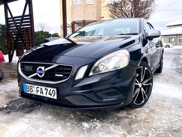 ボルボ V60 T4 Rデザイン 黒革 18インチAW ナビ ボルボ V60 T4 R