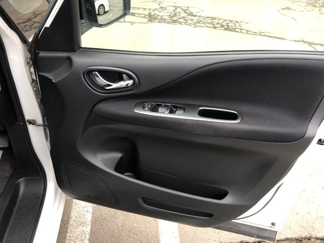 ライダー 4WD サンルーフ ナビ TV DVD Bluetooth 後席モニター プッシュスタート(22枚目)