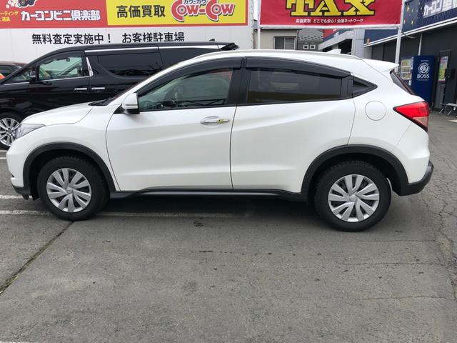 G G(5名) 4WD ナビゲーション フルセグTV CD DVD Bluetooth バックカメラ エンジンスターター ワイパーデアイサー スマートキー Wエアバック 電動格納ミラー 一年保証(12枚目)