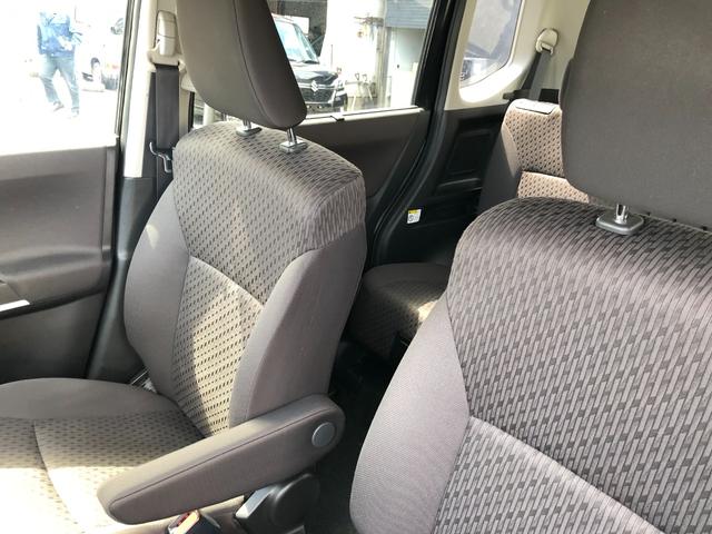 ソリオ ハイブリッドＭＺ　フルタイム４ＷＤ　運転席シートヒーター　スマートキー　キーレススタートシステム　衝突安全ボディ　運転席エアバッグ　サイドエアバック　ウォークスルー　ナビゲーション　全周囲モニター　ＥＴＣ　横滑防止（22枚目）