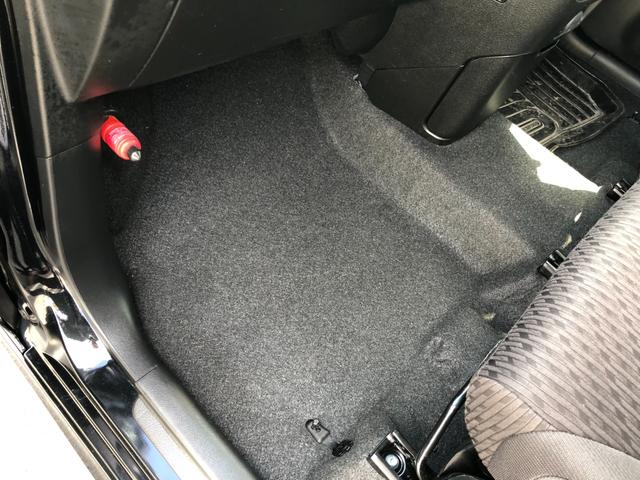ソリオ ハイブリッドＭＺ　フルタイム４ＷＤ　運転席シートヒーター　スマートキー　キーレススタートシステム　衝突安全ボディ　運転席エアバッグ　サイドエアバック　ウォークスルー　ナビゲーション　全周囲モニター　ＥＴＣ　横滑防止（24枚目）