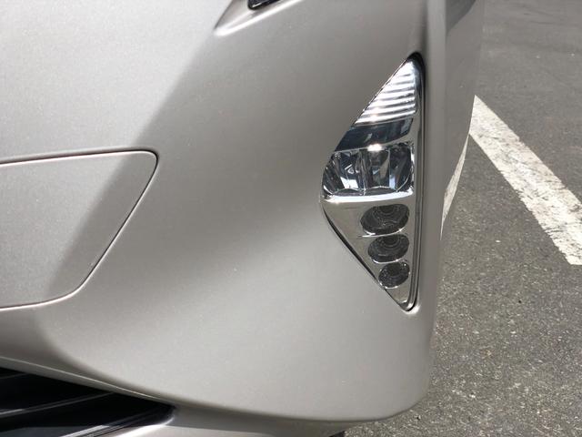 プリウス Ｓ　４ＷＤ　Ｂｌｕｅｔｏｏｔｈ音楽　電格ミラー　キーレスエントリー　ＬＥＤライト　１オーナー　Ｂカメ　ナビ＆ＴＶ　ＥＴＣ車載器　衝突安全ボディ　ＰＳ　ＤＶＤ再生可能　横滑り防止　オートエアコン　ＡＢＳ（22枚目）