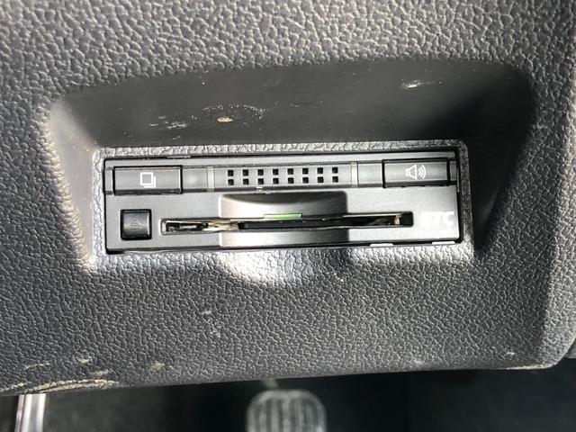 プリウス Ｓ　４ＷＤ　Ｂｌｕｅｔｏｏｔｈ音楽　電格ミラー　キーレスエントリー　ＬＥＤライト　１オーナー　Ｂカメ　ナビ＆ＴＶ　ＥＴＣ車載器　衝突安全ボディ　ＰＳ　ＤＶＤ再生可能　横滑り防止　オートエアコン　ＡＢＳ（33枚目）