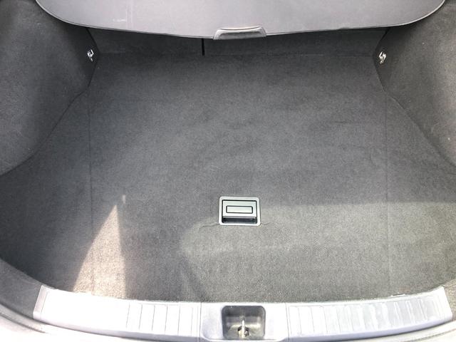 プリウス Ｓ　４ＷＤ　Ｂｌｕｅｔｏｏｔｈ音楽　電格ミラー　キーレスエントリー　ＬＥＤライト　１オーナー　Ｂカメ　ナビ＆ＴＶ　ＥＴＣ車載器　衝突安全ボディ　ＰＳ　ＤＶＤ再生可能　横滑り防止　オートエアコン　ＡＢＳ（47枚目）