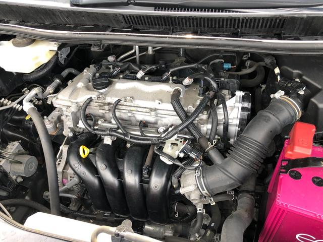 ヴォクシー ＺＳ　煌ＩＩ　ナビゲーション　フリップダウンモニター　バックカメラ　ＥＴＣ　アイドリングストップ車　運転席エアバック　助手席エアバック　誤発進抑制機能　フルフラットシート　キーフリーシステム　ＬＥＤヘット（17枚目）