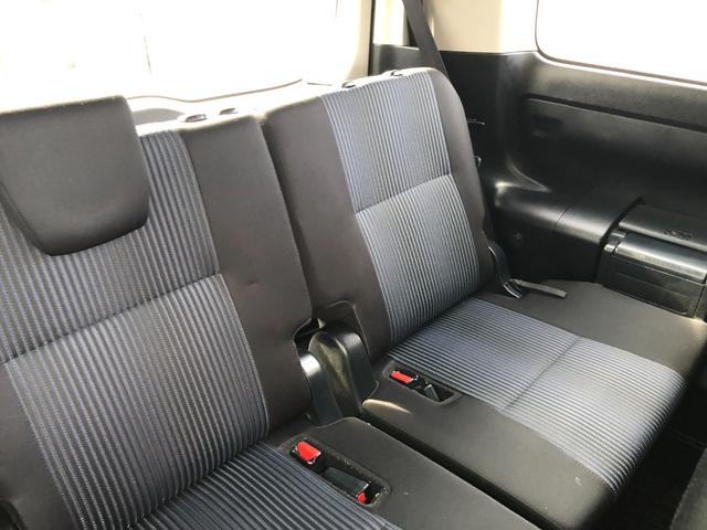 ヴォクシー ＺＳ　煌ＩＩ　ナビゲーション　フリップダウンモニター　バックカメラ　ＥＴＣ　アイドリングストップ車　運転席エアバック　助手席エアバック　誤発進抑制機能　フルフラットシート　キーフリーシステム　ＬＥＤヘット（23枚目）