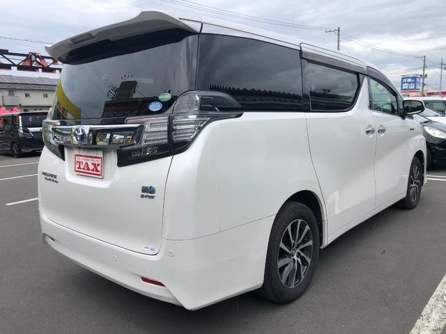 ヴェルファイアハイブリッド エグゼクティブラウンジ　４ＷＤ　ＪＢＬサウンドシステムナビ　全周囲モニター　電動Ｒゲート　電動シート　本革シート　ＬＥＤヘッド　クルコン　ＥＴＣ　オットマン　プリクラッシュブレーキ　　前席シートヒーター　スマートキー（11枚目）