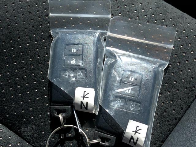 ヴォクシー ハイブリッドＺＳ　煌ＩＩＩ　寒冷地仕様　ＬＥＤライト　ワンオーナー車　前席シートヒーター　盗難防止装置　横滑り防止機能　エアバッグ　クルーズコントロール　ＥＴＣ　ナビ＆ＴＶ　Ｂモニター　後席モニター　コーナーソナー　キーレス（36枚目）