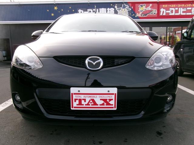 デミオ １３Ｃ－Ｖ　ＨＩＤエディション　純正オ－ディオ　パワーウィンドウ　電動格納ミラー　パワーステアリング　衝突安全ボディ　ＡＢＳ　マニュアルエアコン（8枚目）