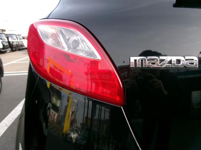 デミオ １３Ｃ－Ｖ　ＨＩＤエディション　純正オ－ディオ　パワーウィンドウ　電動格納ミラー　パワーステアリング　衝突安全ボディ　ＡＢＳ　マニュアルエアコン（19枚目）