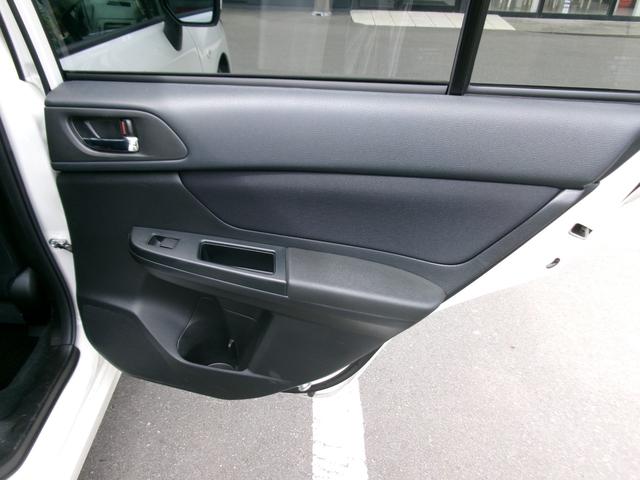 インプレッサスポーツ １．６ｉ－Ｌ　４ＷＤ車　ＡＵＴＯエアコン　アイドリングＳ　イモビライザー　リヤビューカメラ　ＶＤＣ　ブルートゥースオーディオ　ナビＴＶ　キーレスキー　助手席エアバック　運転席エアバッグ　地デジ　ＤＶＤ再生　ＡＢＳ（19枚目）