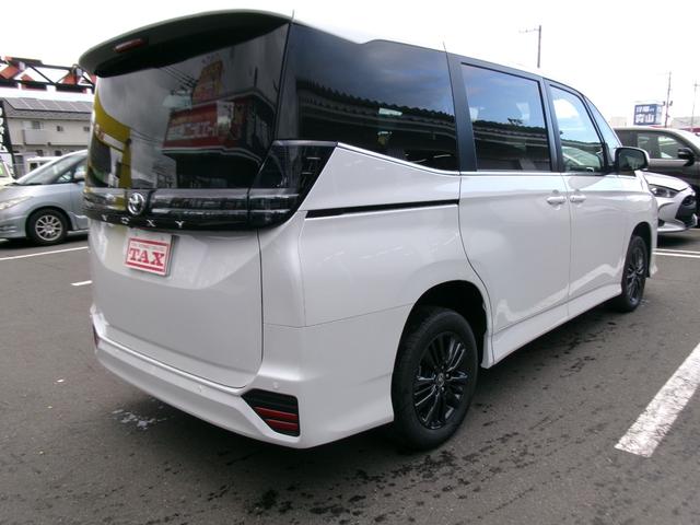 ヴォクシー Ｓ－Ｚ　４ＷＤ　ダブルエアコン　ＬＥＤヘッドライト　横滑り防止　オートハイビーム　ＥＴＣ　シートヒーター　リアカメラ　　キーレス　クルコン　オートライト　ナビ　車線逸脱警報　寒冷地仕様　ソナー　フルフラット（11枚目）