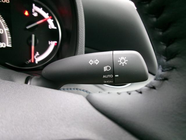 ヴォクシー Ｓ－Ｚ　４ＷＤ　ダブルエアコン　ＬＥＤヘッドライト　横滑り防止　オートハイビーム　ＥＴＣ　シートヒーター　リアカメラ　　キーレス　クルコン　オートライト　ナビ　車線逸脱警報　寒冷地仕様　ソナー　フルフラット（29枚目）