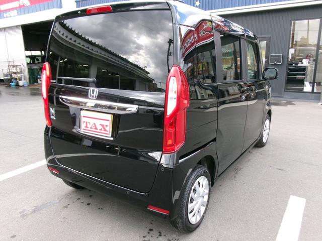 Ｎ－ＢＯＸ Ｇ　４ＷＤ　リアコーナーセンサー　イモビライザー　前席シートヒーター　オートクルーズ　キーレス　オートマチックハイビーム　横滑り防止　ＬＥＤ　スマートキー　電動格納ミラー　パワーステアリング　ベンチシート（11枚目）