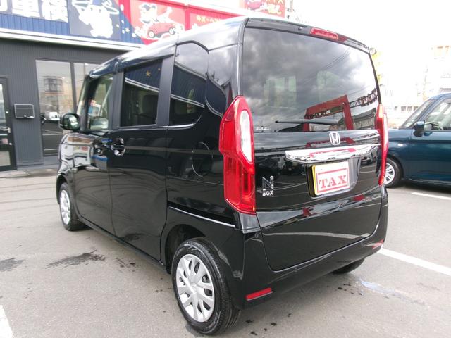 Ｎ－ＢＯＸ Ｇ　４ＷＤ　リアコーナーセンサー　イモビライザー　前席シートヒーター　オートクルーズ　キーレス　オートマチックハイビーム　横滑り防止　ＬＥＤ　スマートキー　電動格納ミラー　パワーステアリング　ベンチシート（13枚目）