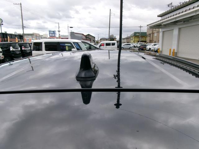 カローラツーリング ハイブリッド　ダブルバイビー　４ＷＤ　ブルートゥースオーディオ　電動格納ミラー　車線逸脱警報　ＡＨＢ　バックモニタ－　パーキングセンサー　ＬＥＤヘッド　シートヒーター　横滑り防止装置　クルーズコントロール　スマートキー　ＡＣ（15枚目）