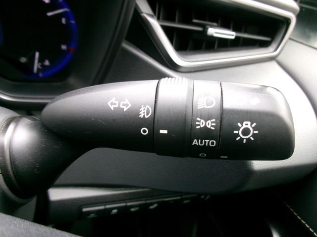 カローラツーリング ハイブリッド　ダブルバイビー　４ＷＤ　ブルートゥースオーディオ　電動格納ミラー　車線逸脱警報　ＡＨＢ　バックモニタ－　パーキングセンサー　ＬＥＤヘッド　シートヒーター　横滑り防止装置　クルーズコントロール　スマートキー　ＡＣ（29枚目）