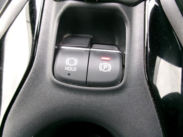 カローラツーリング ハイブリッド　ダブルバイビー　４ＷＤ　ブルートゥースオーディオ　電動格納ミラー　車線逸脱警報　ＡＨＢ　バックモニタ－　パーキングセンサー　ＬＥＤヘッド　シートヒーター　横滑り防止装置　クルーズコントロール　スマートキー　ＡＣ（35枚目）