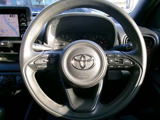 ヤリス Ｘ　４ＷＤ　追突防止装置　車線逸脱　ＵＳＢポート　ブルートゥース　Ａライト　電動格納ドアミラー　ＶＳＣ　スマートキー＆プッシュスタート　イモビライザー　寒冷地仕様　マニュアルエアコン　ナビ　Ａクルコン（25枚目）