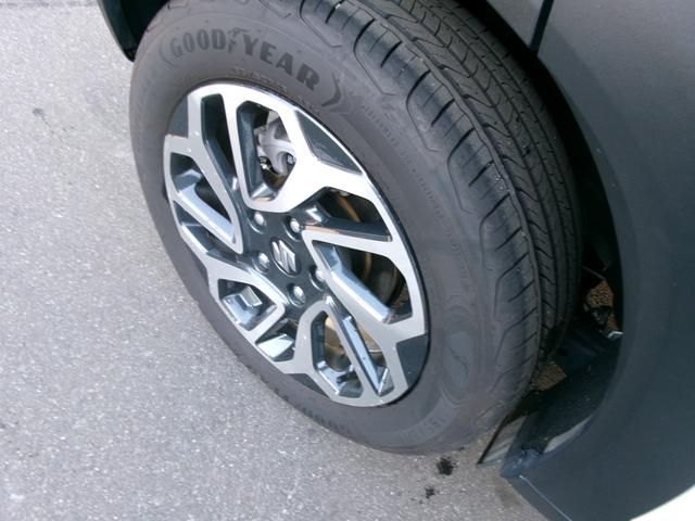 フロンクス ベースグレード　ベースグレード（５名）　４ＷＤ　パーキングセンサー　デュアルセンサーブレーキサポート　寒冷地仕様　ＬＥＤライト　シートヒーター　アイドリングストップ　スマートキー　ナビ　オートクルーズコントロール（12枚目）