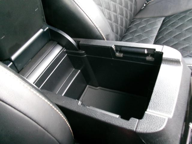 ハリアーハイブリッド エレガンス　４ＷＤ　衝突安全ボディ　サイドカーテンエアバック　イモビライザー　エアコン　Ｓキー　ＡＢＳ　パワーウインドウ　キーレス　パワーステアリング　Ｐシート　ＶＳＡ（40枚目）