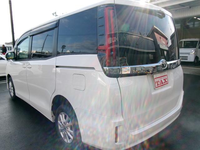 ノア G 4WD LEDライト TSS デュアルエアバック エアバッグ キーレス 盗難防止装置 横滑り防止 ABS スマートキー クルーズコントロール AHB シートヒーター アイドリングストップ オートライト(13枚目)