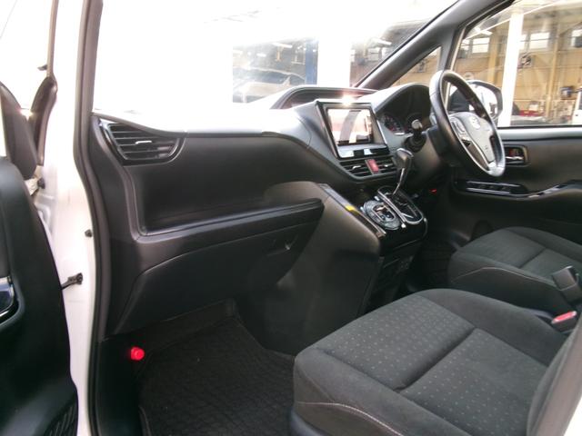 ノア G 4WD LEDライト TSS デュアルエアバック エアバッグ キーレス 盗難防止装置 横滑り防止 ABS スマートキー クルーズコントロール AHB シートヒーター アイドリングストップ オートライト(44枚目)