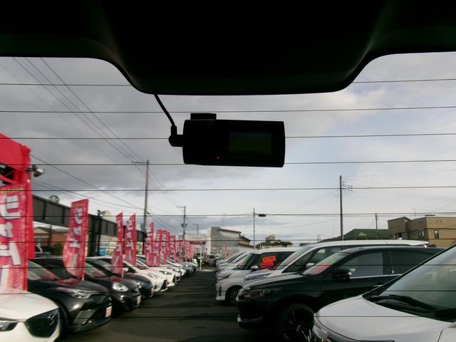 デリカD:5 G パワーパッケージ 4WD パワートランク サイドエアバッグ フルフラット エコモード パワーシート ヒーター クルコン 3列シート キーレスエントリー インテリキ オートハイビーム 盗難防止装置 パワーウインドウ(25枚目)