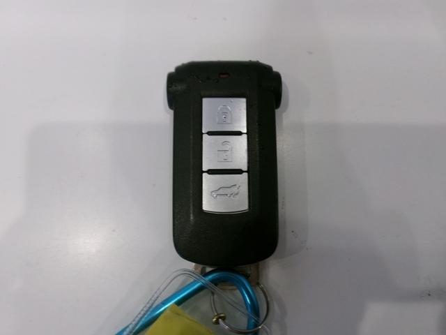 デリカD:5 G パワーパッケージ 4WD パワートランク サイドエアバッグ フルフラット エコモード パワーシート ヒーター クルコン 3列シート キーレスエントリー インテリキ オートハイビーム 盗難防止装置 パワーウインドウ(47枚目)