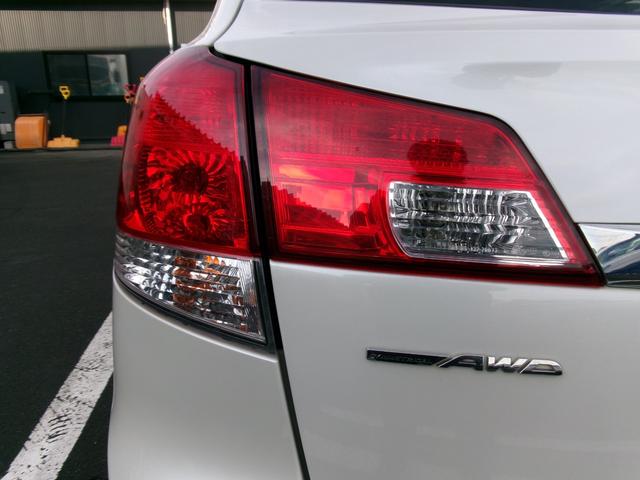 レガシィツーリングワゴン 2.5iアイサイト AWD アクセスキー 本革シート イモビライザー 禁煙車 衝突安全ボディ リアカメラ 電動格納ミラー フルセグ 前席シートヒーター BTオーディオ クルーズコントロール ETC ドライブレコーダー(18枚目)