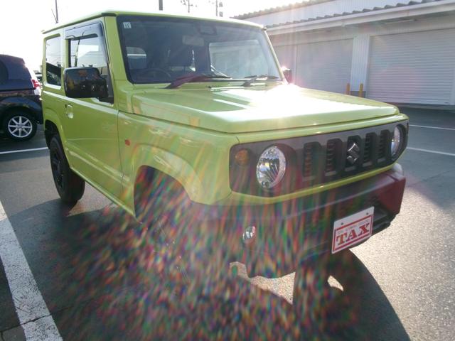 ジムニー ＸＬ　パートタイム４ＷＤ　ターボー　禁煙車両　１オ－ナ－　ブル－トウ－ス　ナビＴＶ　前席シートヒーター　ＥＴＣ車載器　地デジフルセグＴＶ　ＤＶＤ視聴可　横滑り防止機能　スマートキー＆プッシュスタート（8枚目）