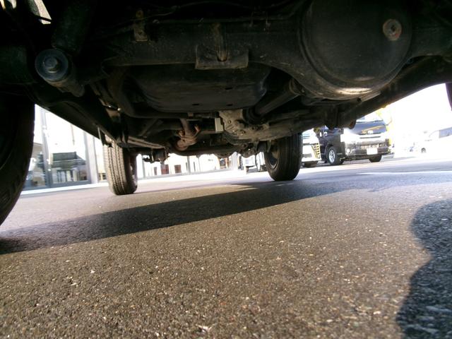 ジムニー ＸＬ　パートタイム４ＷＤ　ターボー　禁煙車両　１オ－ナ－　ブル－トウ－ス　ナビＴＶ　前席シートヒーター　ＥＴＣ車載器　地デジフルセグＴＶ　ＤＶＤ視聴可　横滑り防止機能　スマートキー＆プッシュスタート（15枚目）