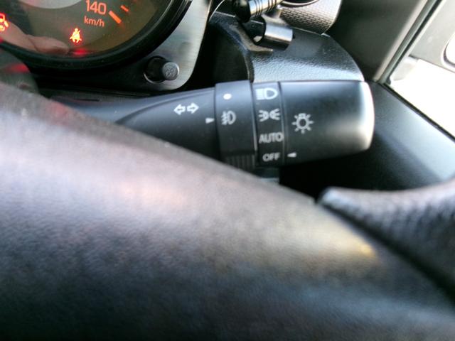 ジムニー ＸＬ　パートタイム４ＷＤ　ターボー　禁煙車両　１オ－ナ－　ブル－トウ－ス　ナビＴＶ　前席シートヒーター　ＥＴＣ車載器　地デジフルセグＴＶ　ＤＶＤ視聴可　横滑り防止機能　スマートキー＆プッシュスタート（34枚目）