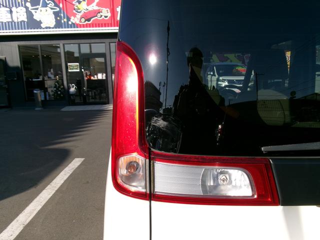 スペーシア Ｇ　４ＷＤ　両側スライドドア　車検２年　社外ナビ　バックカメラ　Ｂｌｕｅｔｏｏｔｈ音楽　ＤＶＤ再生可能　ドライブレコーダー　シ－トヒータ－　オートエアコン　キーレス　スマートキー　アイドリングストップ（19枚目）