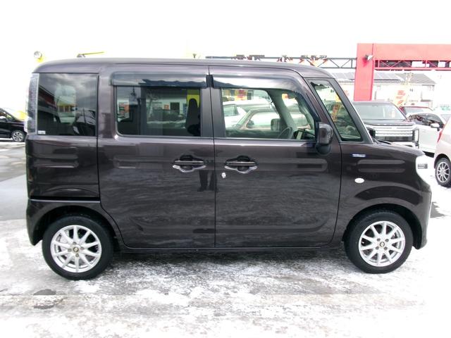 スペーシア ハイブリッドＧ　４ＷＤ　禁煙車　両面スライドドア　シートヒータ　メモリーナビ　スマートキー・プッシュスタート　エネチャージ　ベンチＳ　Ｗエアバッグ　横滑り防止装置付　ＡＡＣ　ワンセグ　ＰＳ　メモリーナビ（9枚目）