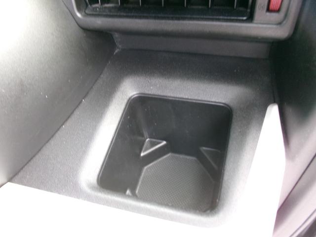 スペーシア ハイブリッドＧ　４ＷＤ　禁煙車　両面スライドドア　シートヒータ　メモリーナビ　スマートキー・プッシュスタート　エネチャージ　ベンチＳ　Ｗエアバッグ　横滑り防止装置付　ＡＡＣ　ワンセグ　ＰＳ　メモリーナビ（30枚目）