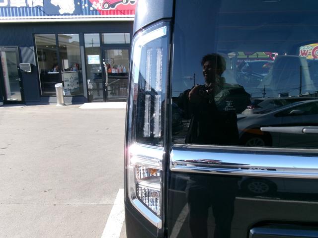 スペーシアカスタム ハイブリッドＸＳ　４ＷＤ　カーテンエアバッグ　クリソナ　電動格納ドアミラー　運転席シートヒーター　セキュリティー　ＬＤＰ　ＥＳＣ　衝撃安全ボディー　オートハイビーム　ＬＥＤヘッドランプ　エアバック　アイドリングＳＴＯＰ（22枚目）