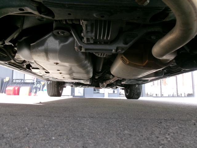 ＲＸ ＲＸ２００ｔ　Ｆスポーツ　４ＷＤ　ナビ　クルーズコントロール　ブルーレイ再生　エアコン　レーンキープ　バックモニター　シートクーラー　本革シート　パワーシート　ＥＴＣ　アイドルストップ　シートヒーター　ＡＣ１００Ｖ　エアバッグ（4枚目）