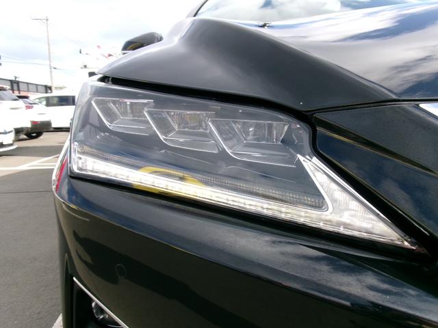 ＲＸ ＲＸ２００ｔ　Ｆスポーツ　４ＷＤ　ナビ　クルーズコントロール　ブルーレイ再生　エアコン　レーンキープ　バックモニター　シートクーラー　本革シート　パワーシート　ＥＴＣ　アイドルストップ　シートヒーター　ＡＣ１００Ｖ　エアバッグ（17枚目）