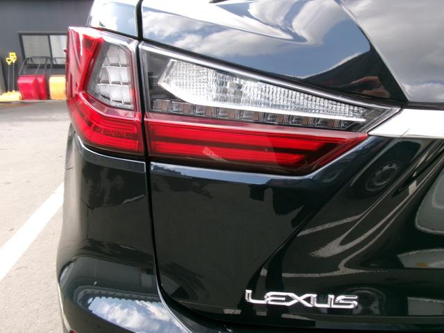 ＲＸ ＲＸ２００ｔ　Ｆスポーツ　４ＷＤ　ナビ　クルーズコントロール　ブルーレイ再生　エアコン　レーンキープ　バックモニター　シートクーラー　本革シート　パワーシート　ＥＴＣ　アイドルストップ　シートヒーター　ＡＣ１００Ｖ　エアバッグ（21枚目）