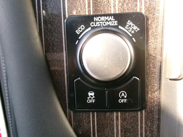 ＲＸ ＲＸ２００ｔ　Ｆスポーツ　４ＷＤ　ナビ　クルーズコントロール　ブルーレイ再生　エアコン　レーンキープ　バックモニター　シートクーラー　本革シート　パワーシート　ＥＴＣ　アイドルストップ　シートヒーター　ＡＣ１００Ｖ　エアバッグ（39枚目）