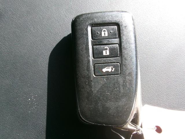 ＲＸ ＲＸ２００ｔ　Ｆスポーツ　４ＷＤ　ナビ　クルーズコントロール　ブルーレイ再生　エアコン　レーンキープ　バックモニター　シートクーラー　本革シート　パワーシート　ＥＴＣ　アイドルストップ　シートヒーター　ＡＣ１００Ｖ　エアバッグ（47枚目）