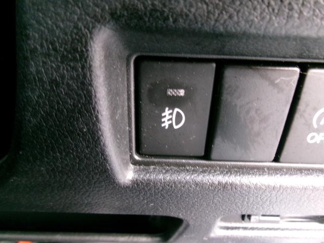 スペーシア ハイブリッドＸ　フルタイム４ＷＤ　ＥＴＣ　禁煙車　ワンオ－ナ－　スマ－トキ－　スペアキー　フルフラット　Ｂｌｕｅｔｏｏｔｈオーディオ　シートヒーター　室内クリーニング済み　下回り防錆済　オートミラー　両側自動ドア（23枚目）