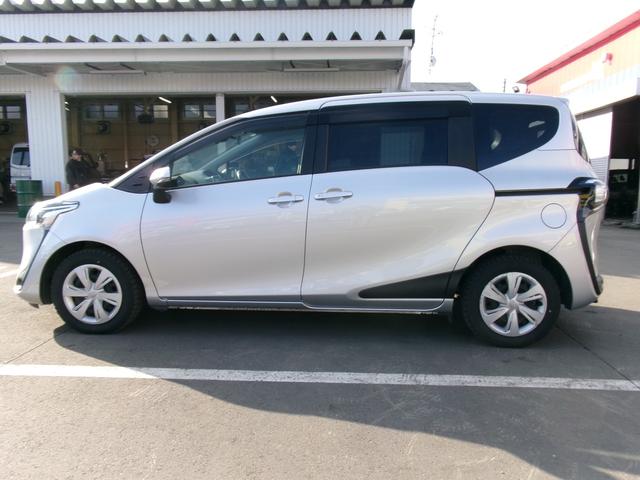 シエンタ Ｇ　キーレス　ＬＥＤライト　衝突軽減　スマートキー　オートハイビーム　アイドリングストップ　横滑り防止装置　ＡＢＳ　オートエアコン　ナビゲーション　バックカメラ　ＥＴＣ　社外ドラレコ　シートヒーター（13枚目）