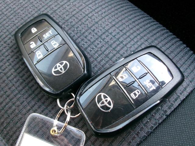 シエンタ Ｇ　キーレス　ＬＥＤライト　衝突軽減　スマートキー　オートハイビーム　アイドリングストップ　横滑り防止装置　ＡＢＳ　オートエアコン　ナビゲーション　バックカメラ　ＥＴＣ　社外ドラレコ　シートヒーター（34枚目）