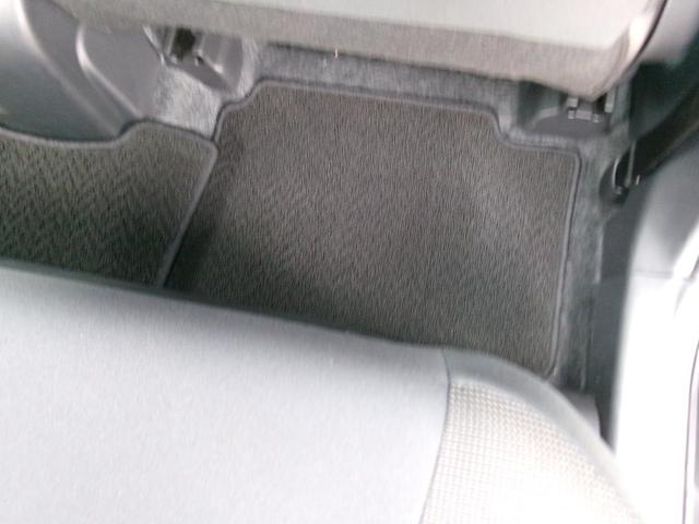 フロアマットも綺麗です！！