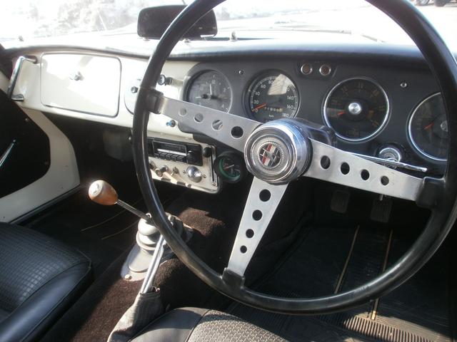 ダットサンフェアレディ SP310 3人乗り 車庫保管(6枚目)